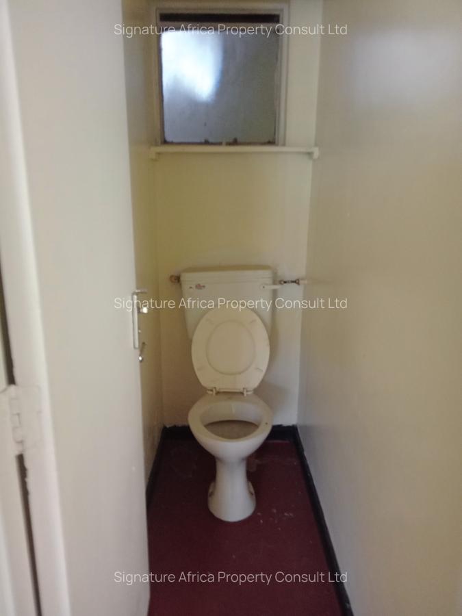 2 Bed Apartment with Parking in Madaraka - 6