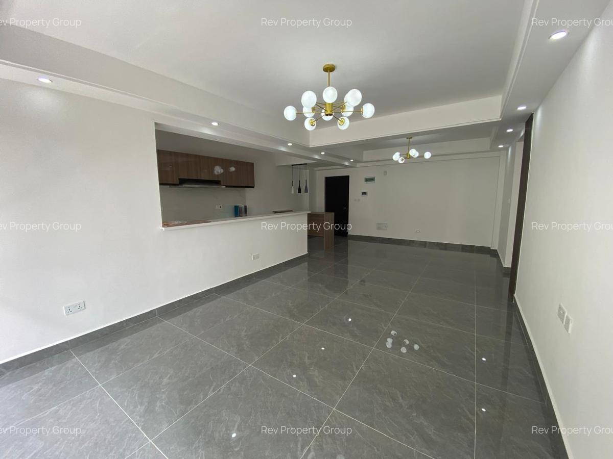 2 Bed Apartment with En Suite in Riverside - 2