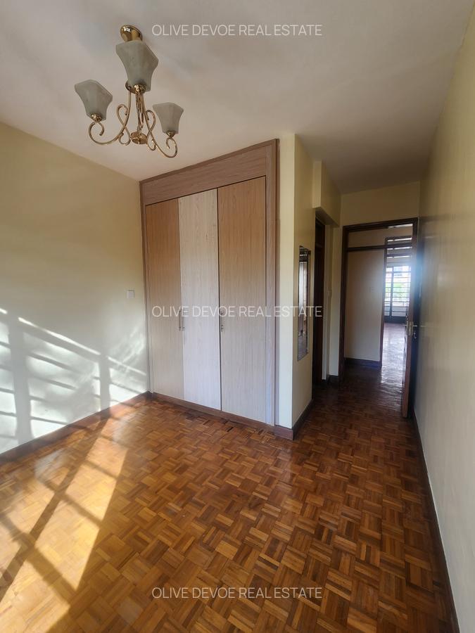 3 Bed Apartment with En Suite in Kilimani - 13