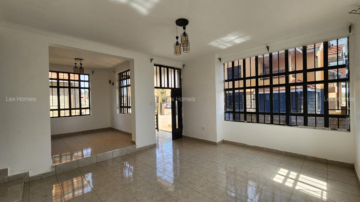 4 Bed House with En Suite at Rimpa Road - 6