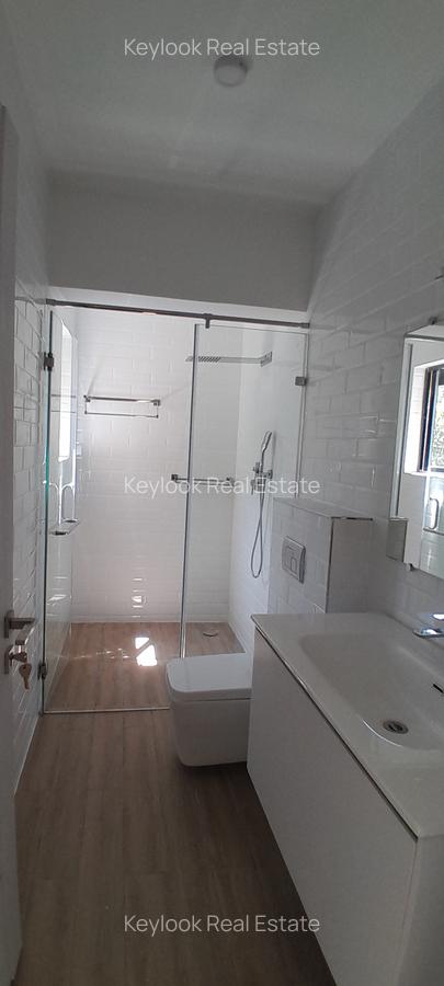 3 Bed Apartment with En Suite at Lavington - 11