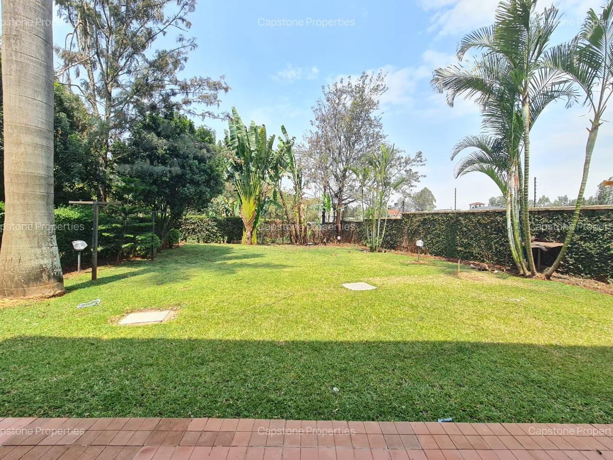 4 Bed Townhouse in Ridgeways - 3