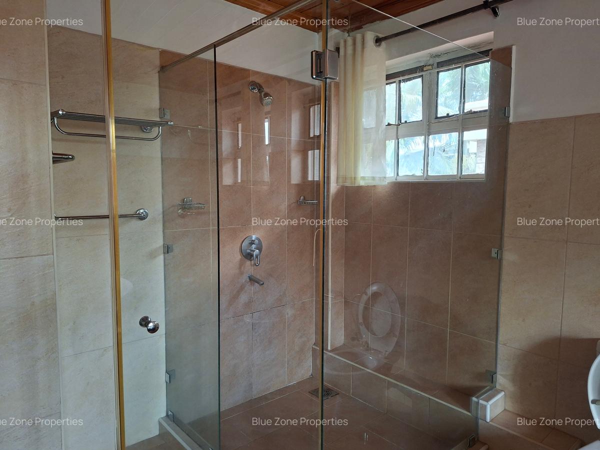 5 Bed House with En Suite at Off Runda Grove - 14