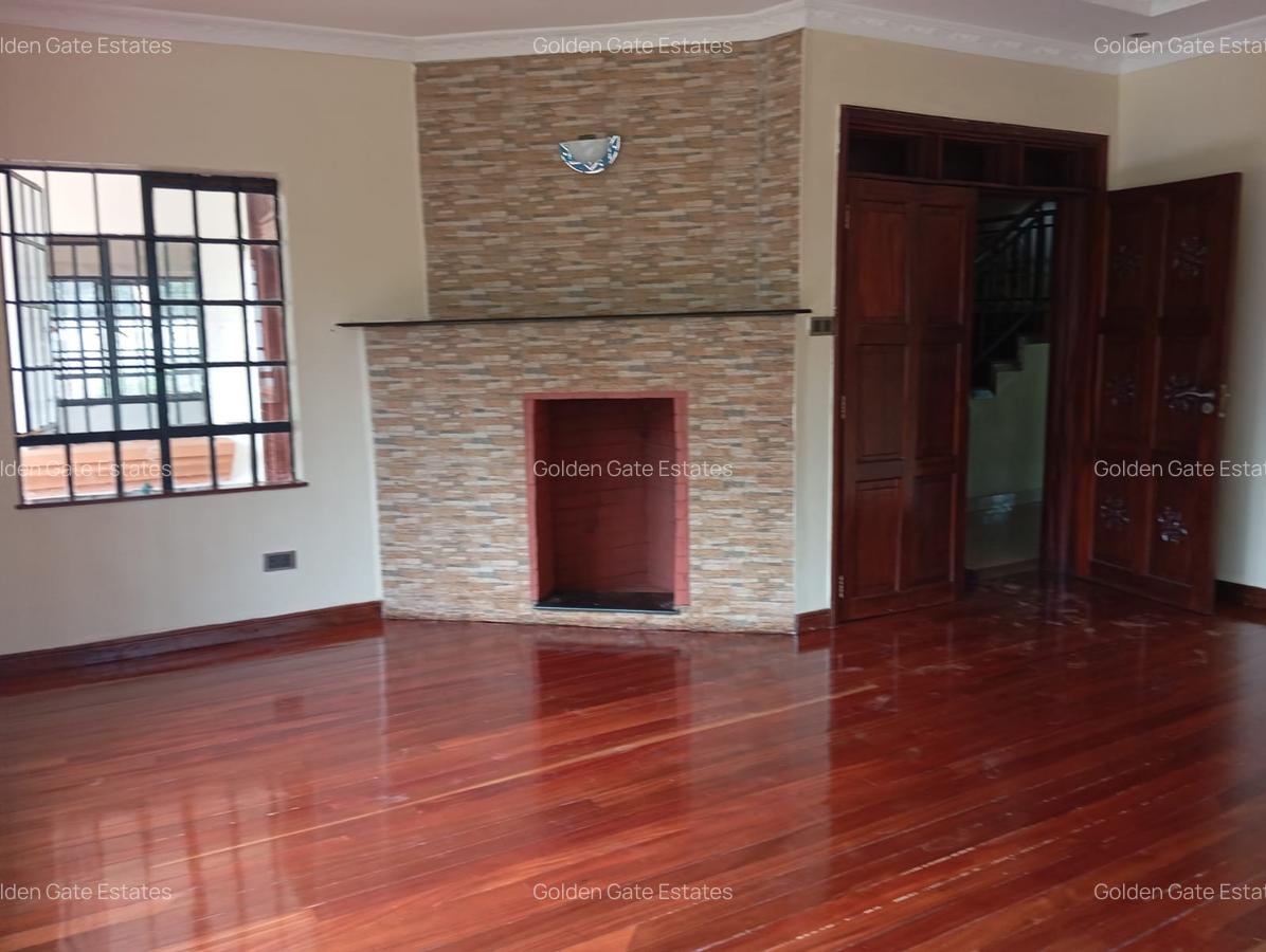 4 Bed House with En Suite in Karen - 3