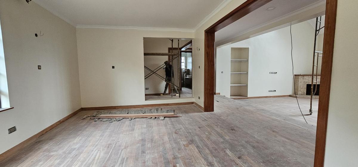 5 Bed Townhouse with En Suite at Windy Ridge - 10