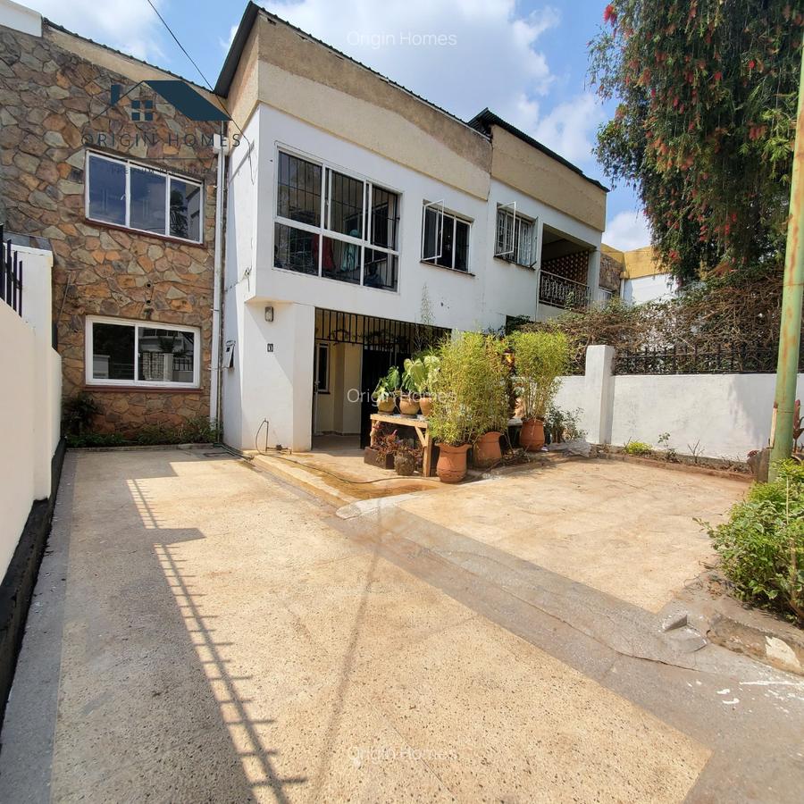 3 Bed Townhouse with En Suite at Dennis Pritt Road - 2