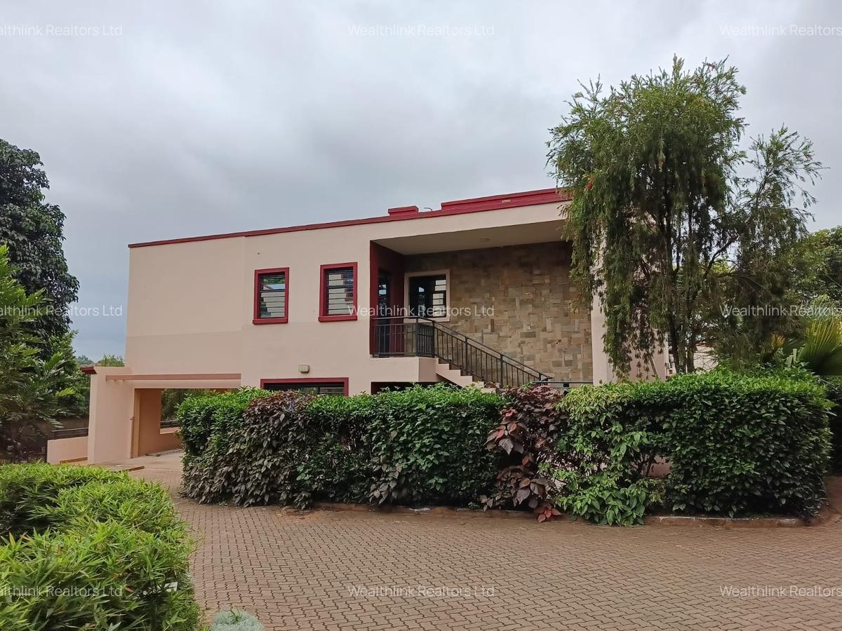4 Bed Townhouse with En Suite at Runda Palm - 4