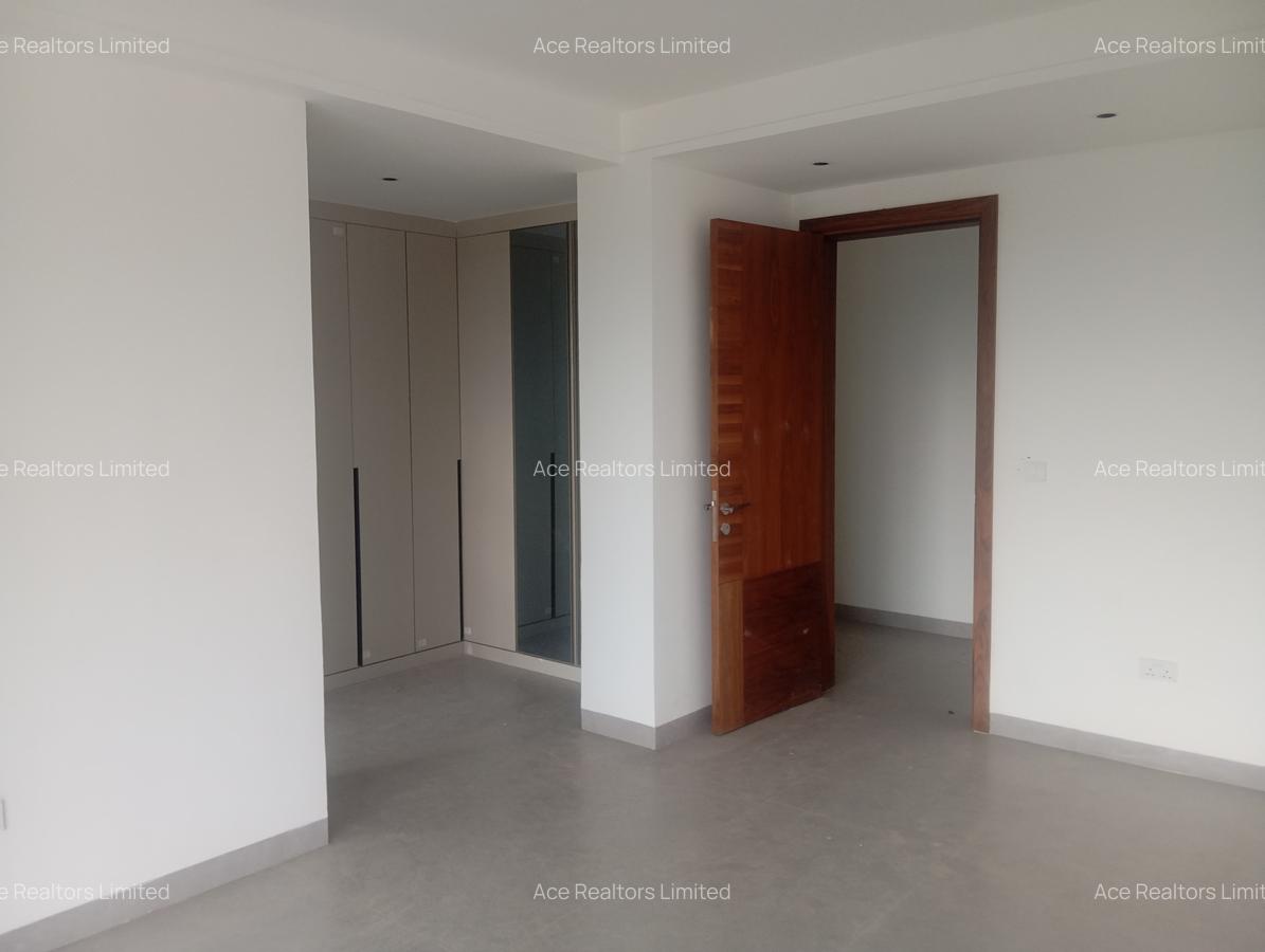 2 Bed Apartment with En Suite at Westlands - 9