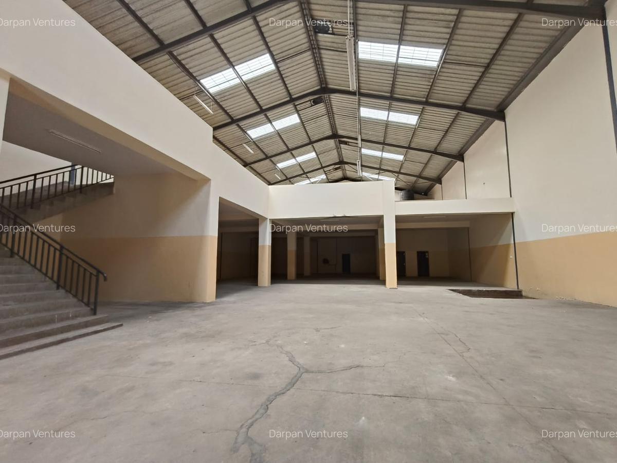 9,662 ft² Warehouse with Service Charge Included in Juja - 2