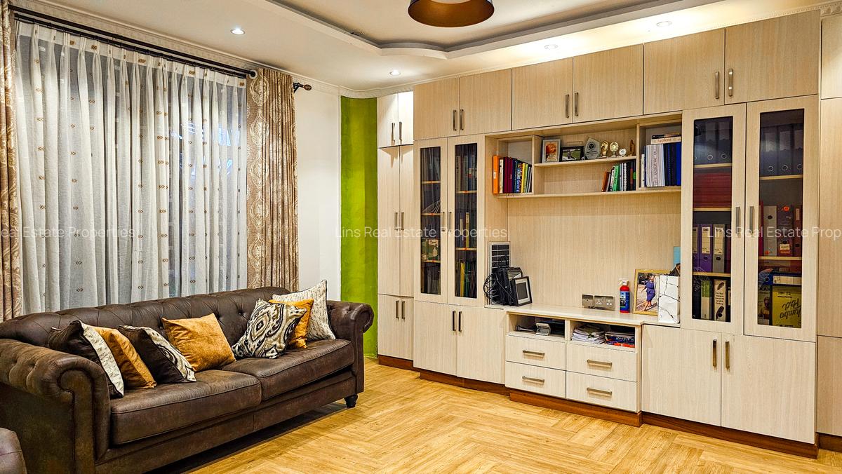 4 Bed House with En Suite in Kitisuru - 10