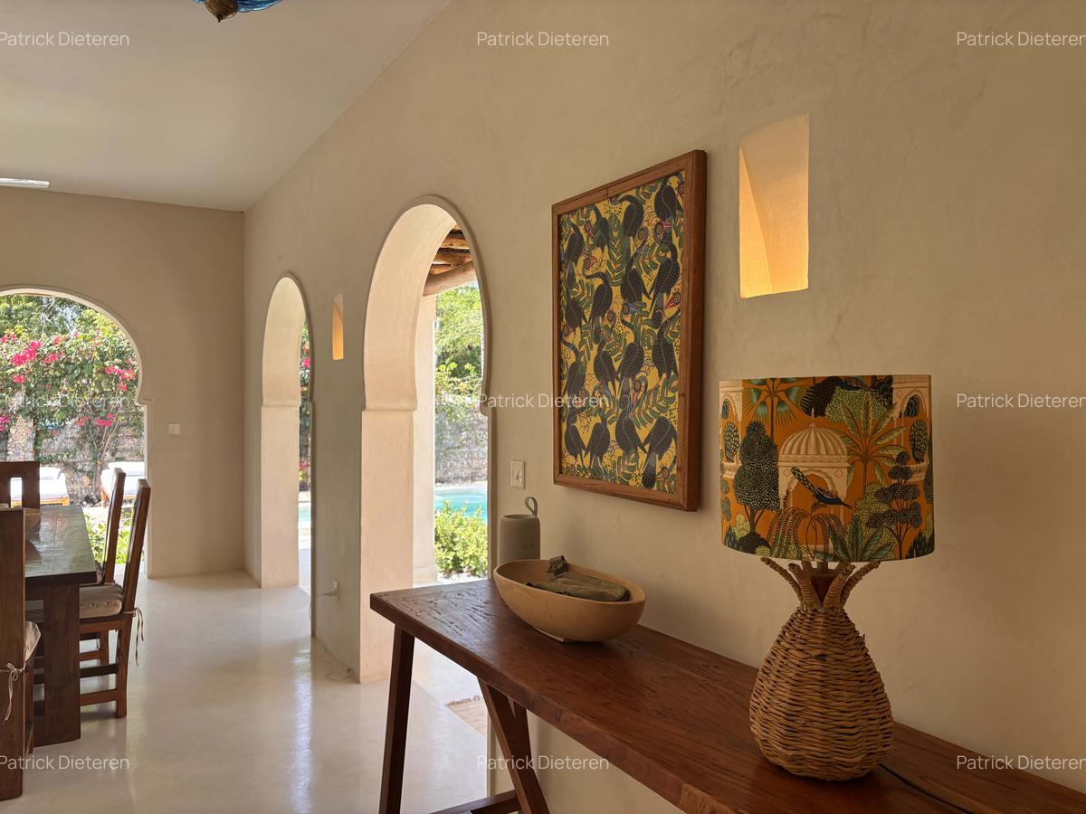 3 Bed Villa with En Suite at Off Turtle Bay Road - 13