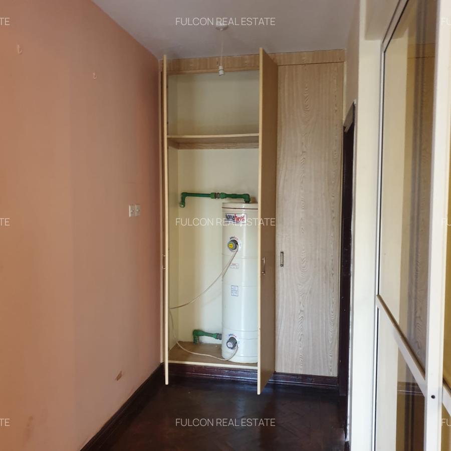 4 Bed Villa with En Suite in Lavington - 7