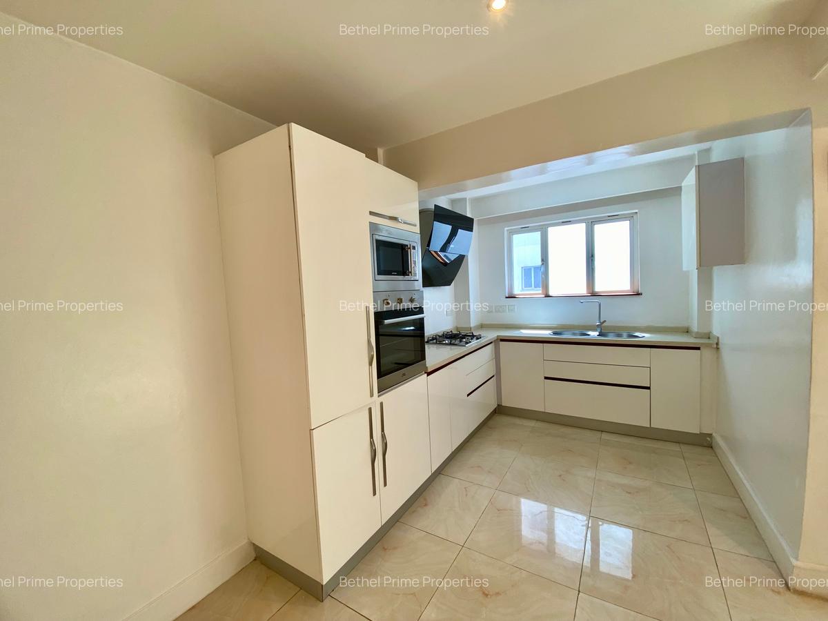 1 Bed Apartment with En Suite in Rhapta Road - 2