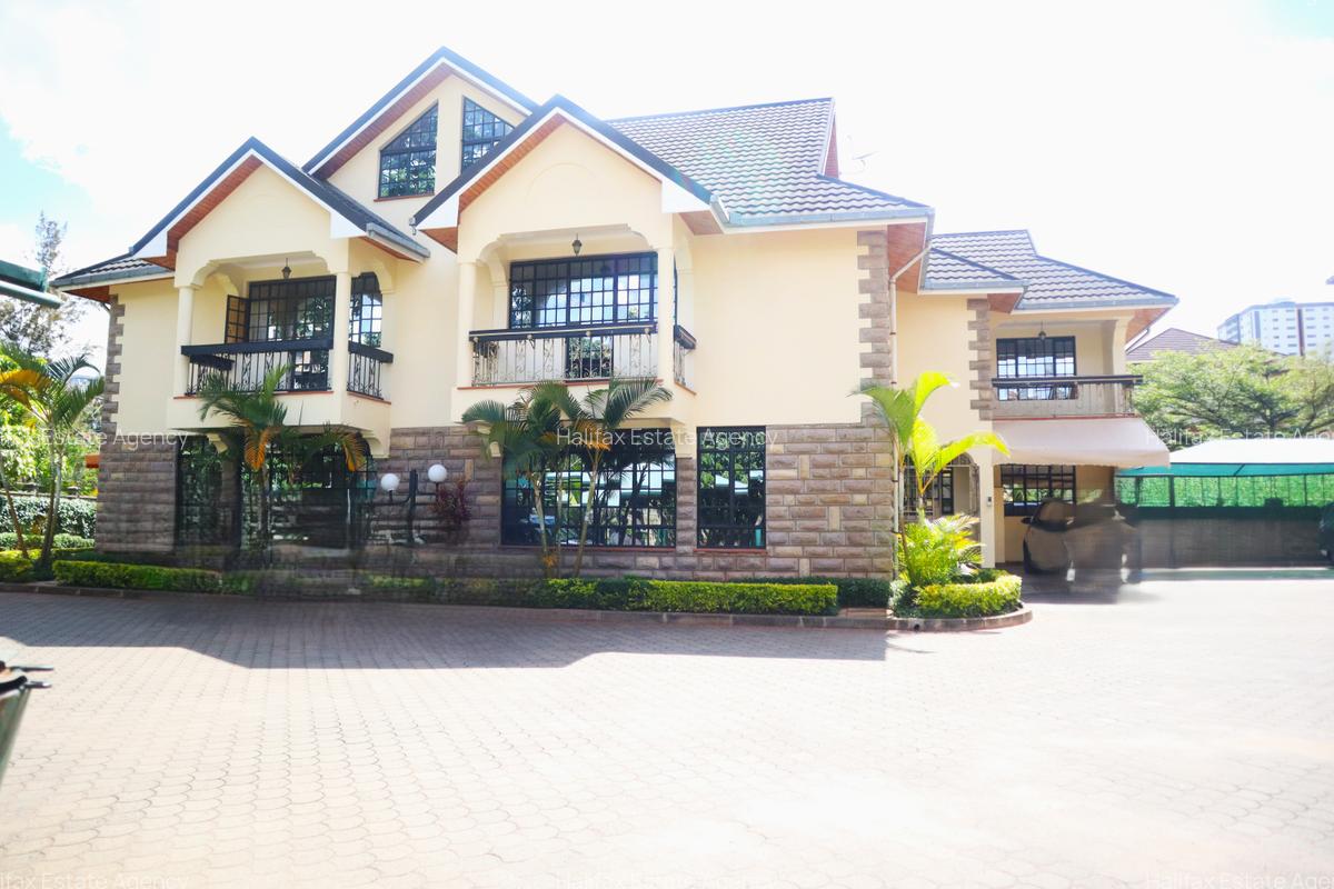 4 Bed Townhouse with Staff Quarters in Westlands Area - 1