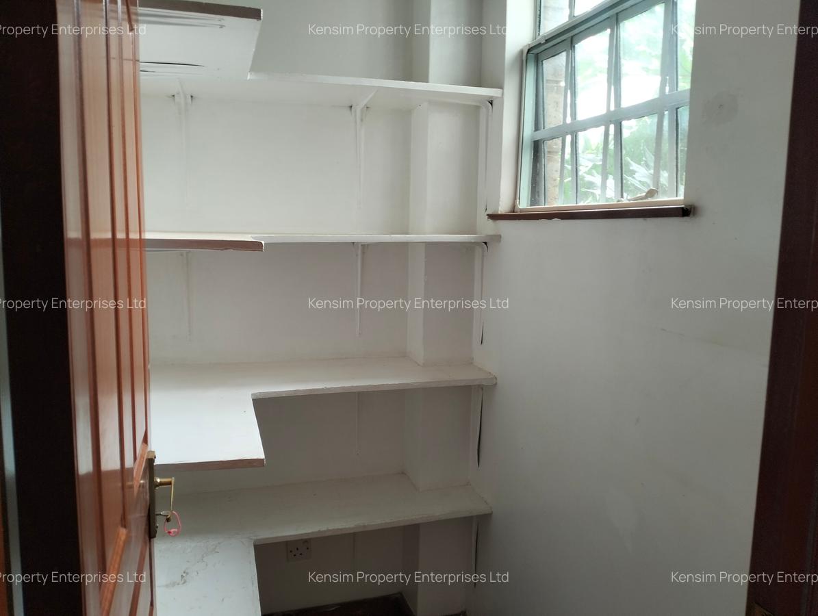 4 Bed Townhouse with En Suite in Nyari - 12