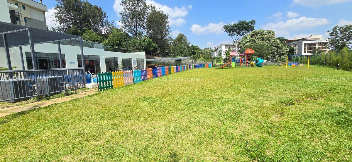 4 Bed Apartment with En Suite at Two Rivers Loft - 3