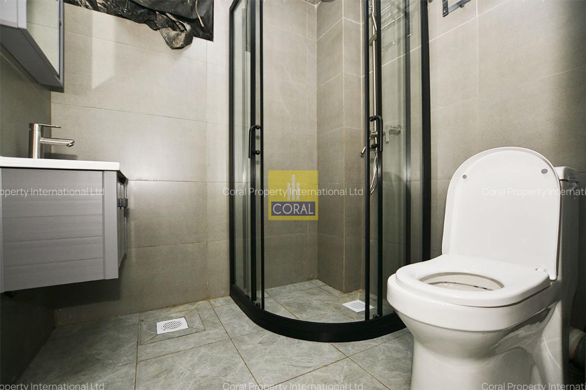 2 Bed Apartment in Riverside - 5