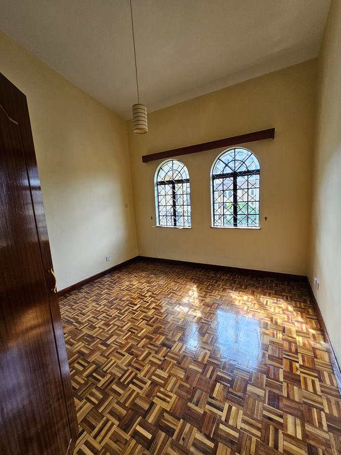 4 Bed Apartment with En Suite at Kilimani - 12