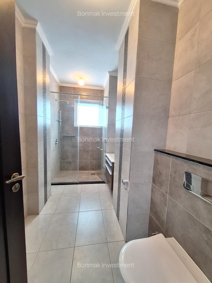 3 Bed Apartment with En Suite at One General Mathenege - 17