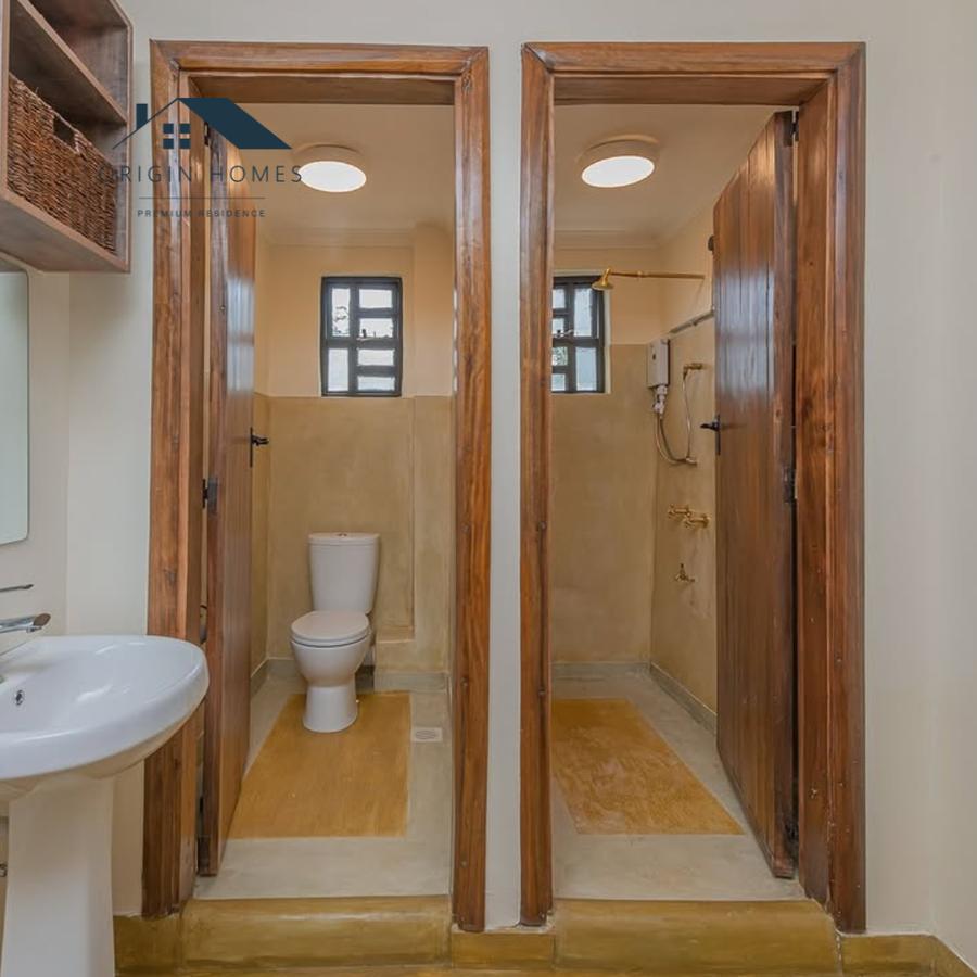4 Bed House with En Suite at Karen - 6