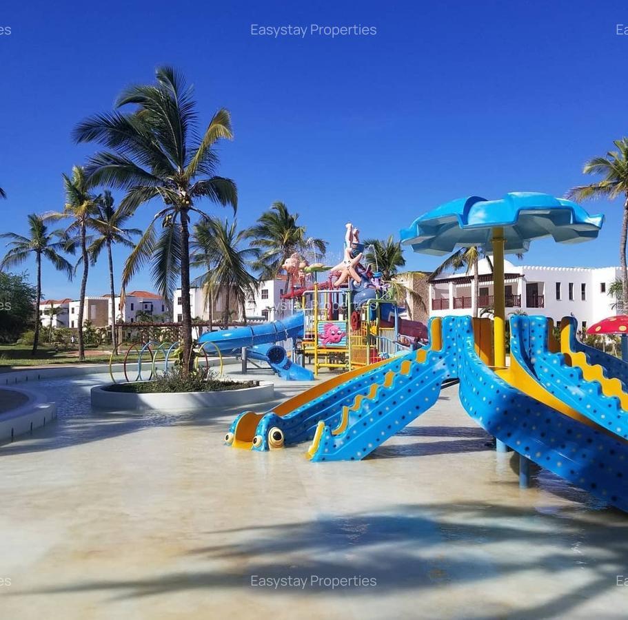 Furnished 2 Bed Apartment with En Suite in Kikambala - 1