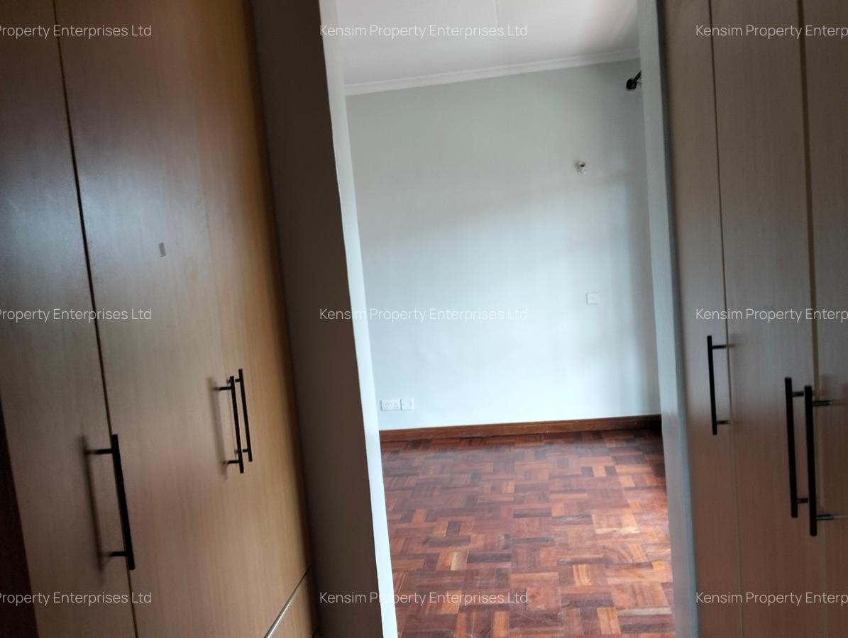 4 Bed Townhouse with En Suite in Runda - 13