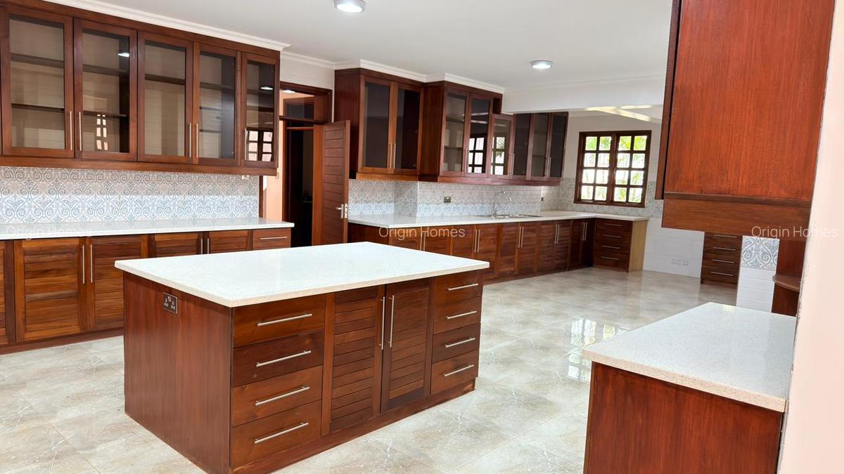 5 Bed Villa with En Suite at Thigiri - 12