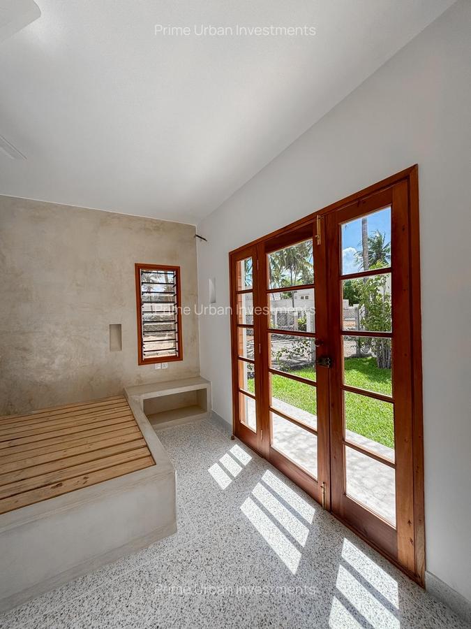 3 Bed House with En Suite in Watamu - 14