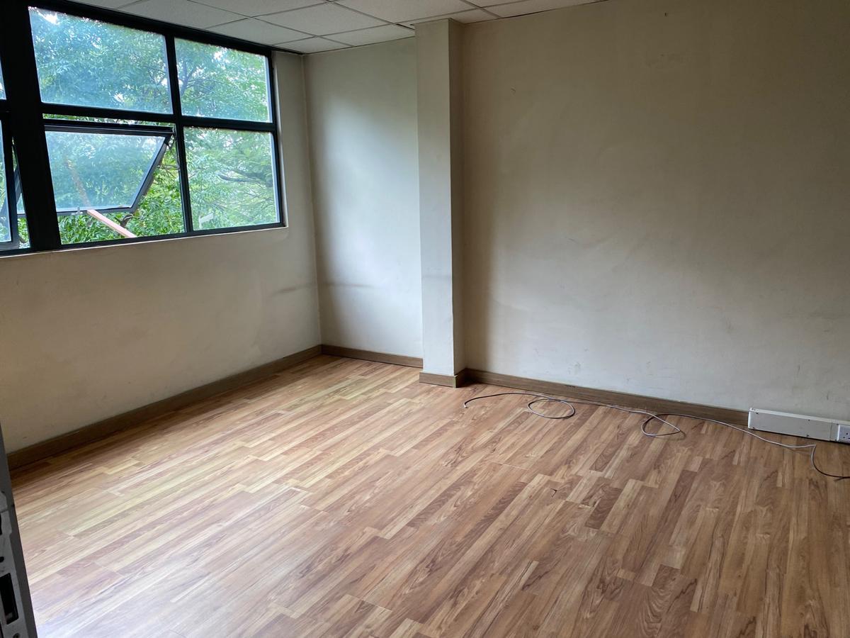 Commercial Property in Kilimani - 9