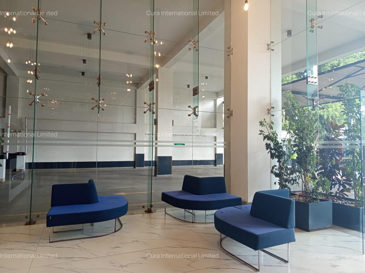 2,300 ft² Office in Westlands Area - 1