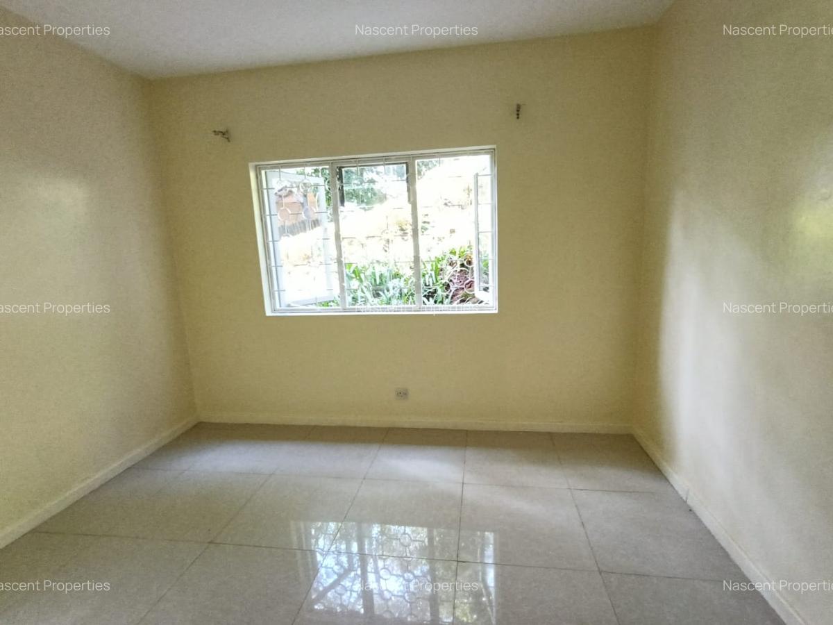 3 Bed House with En Suite in Kyuna - 13