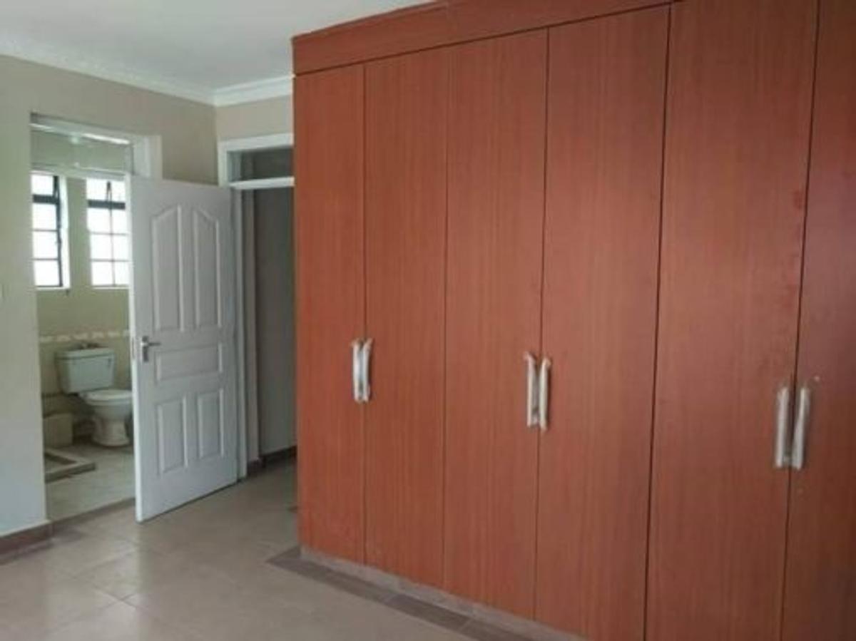 3 Bed Apartment with Borehole in Syokimau - 4