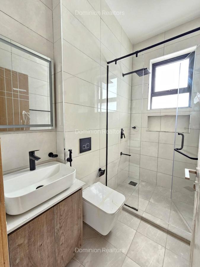 3 Bed Apartment with En Suite in Westlands Area - 13
