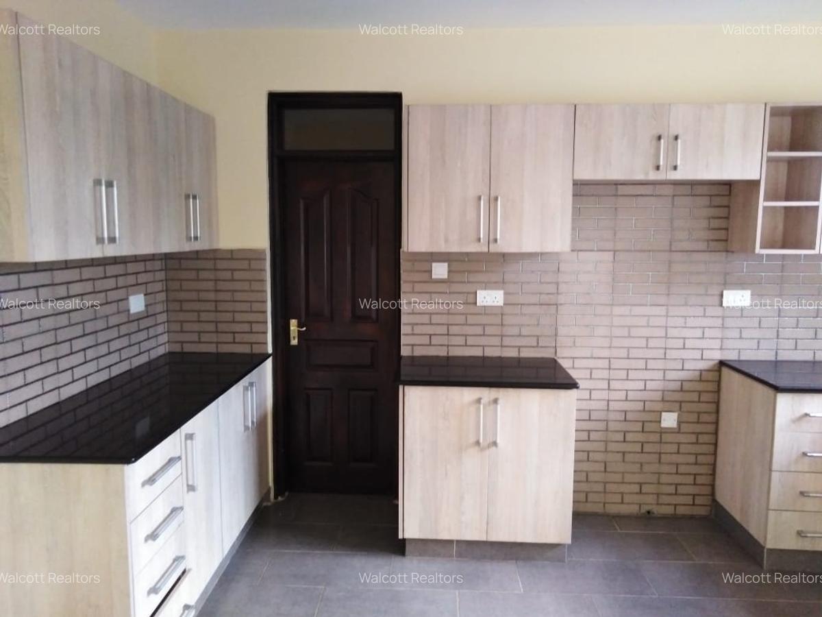 3 Bed Apartment with En Suite in Lavington - 3