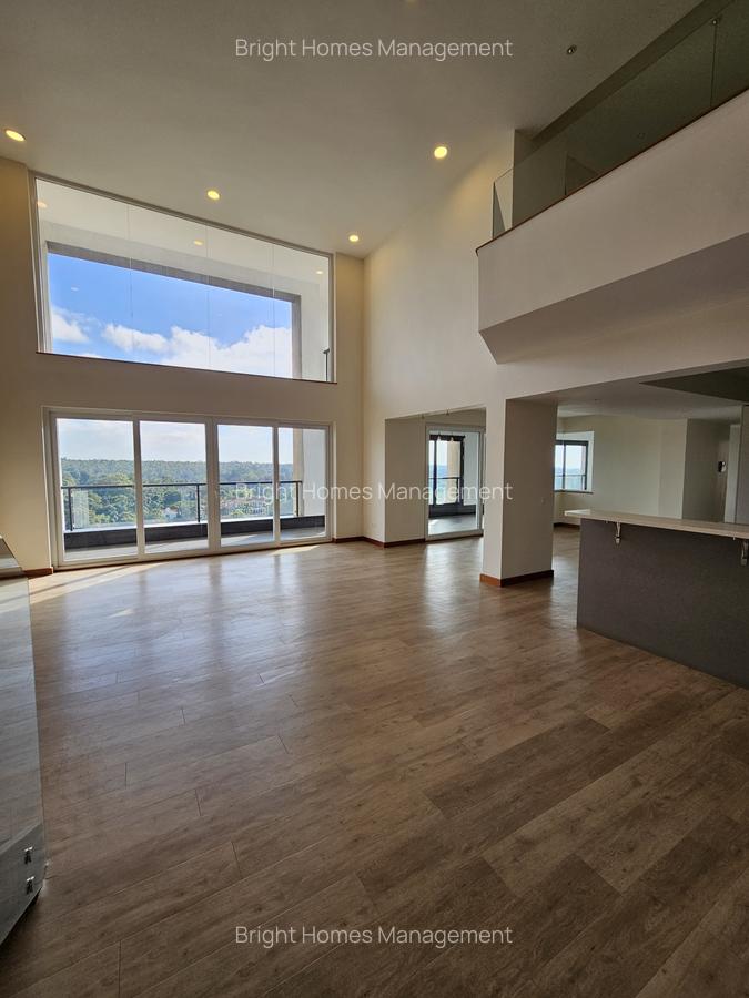 4 Bed Apartment with En Suite in Parklands - 2