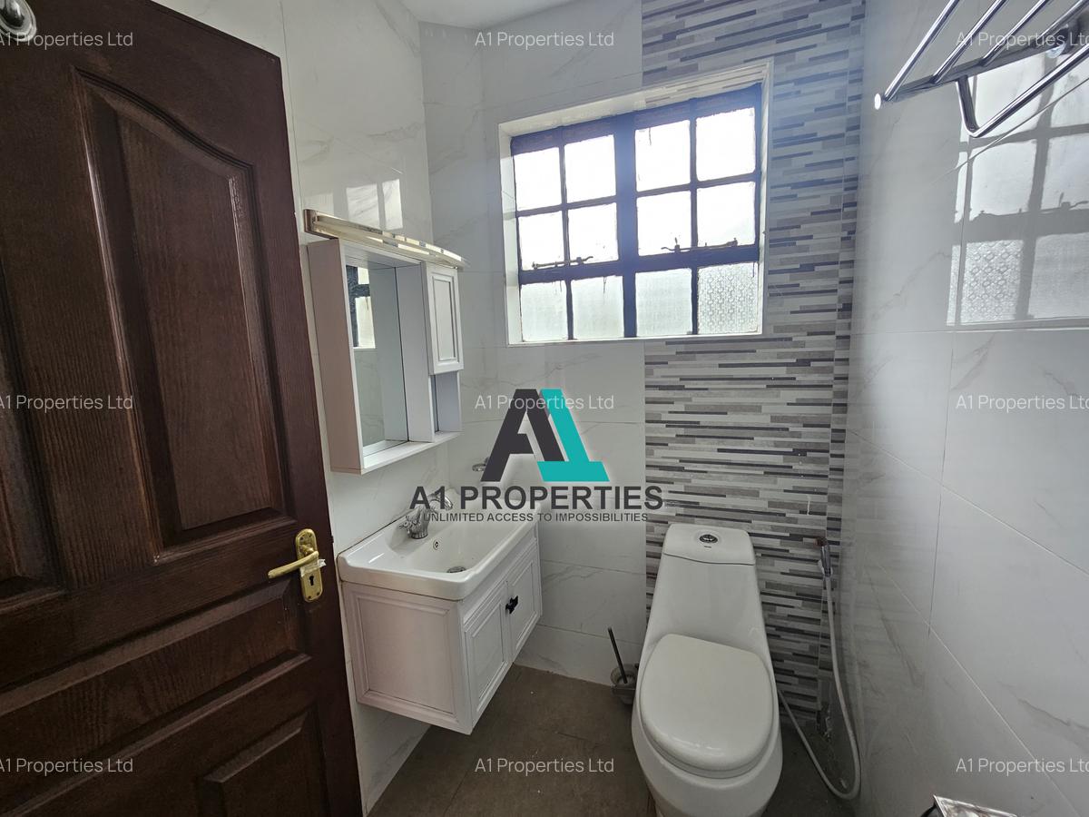 4 Bed Townhouse with En Suite in Lavington - 16