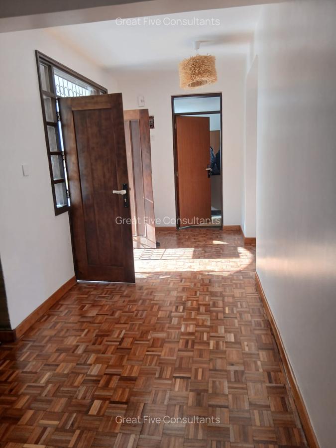 4 Bed Villa with En Suite in Runda - 13