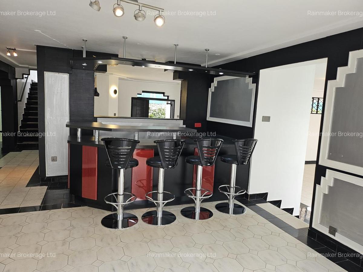4 Bed Townhouse with En Suite in Runda - 8