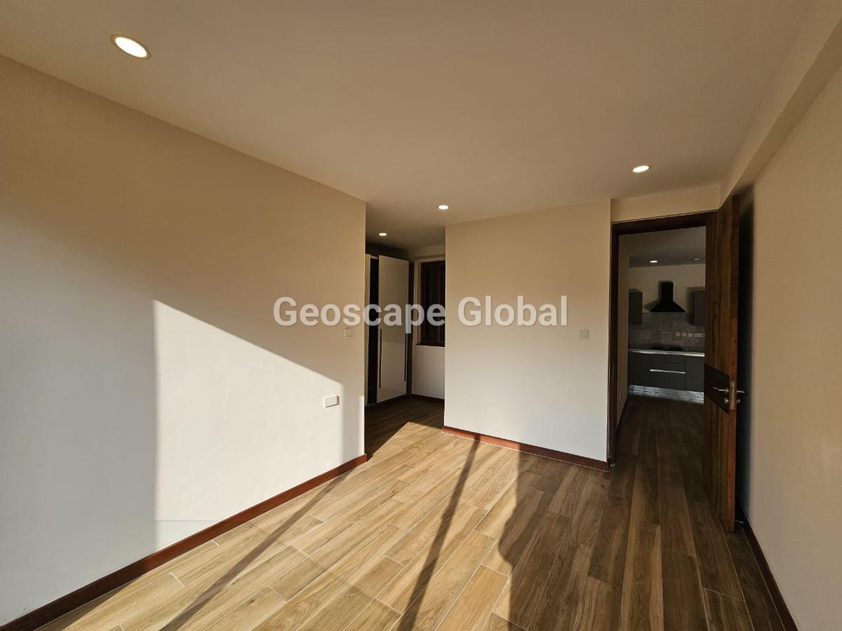 3 Bed Apartment with En Suite in Spring Valley - 15