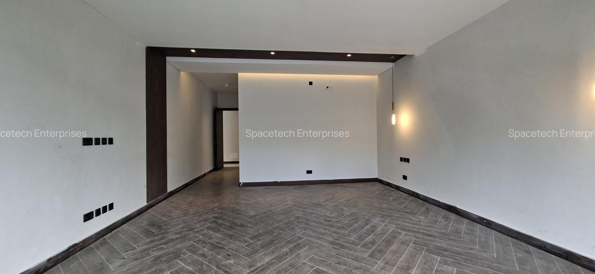 5 Bed House with En Suite in Nyari - 7