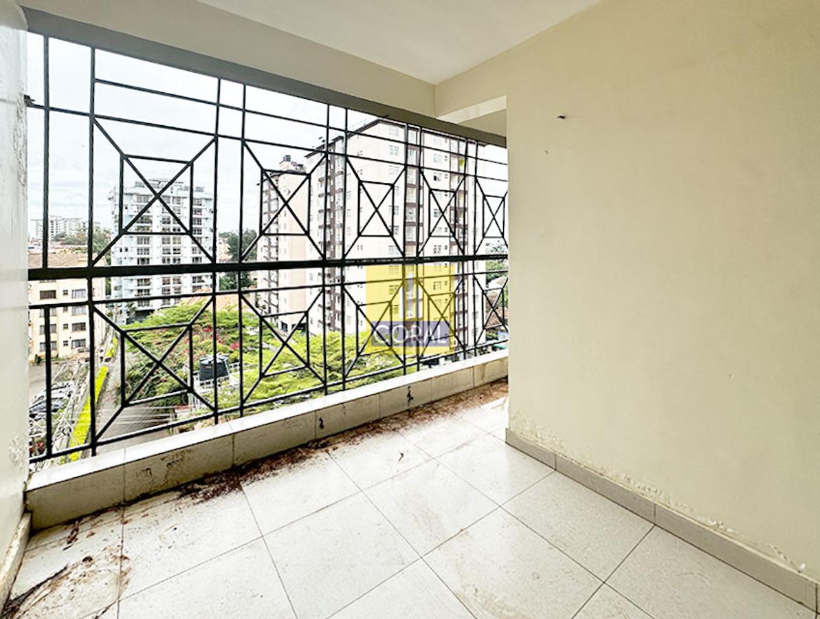 2 Bed Apartment in Kilimani - 12