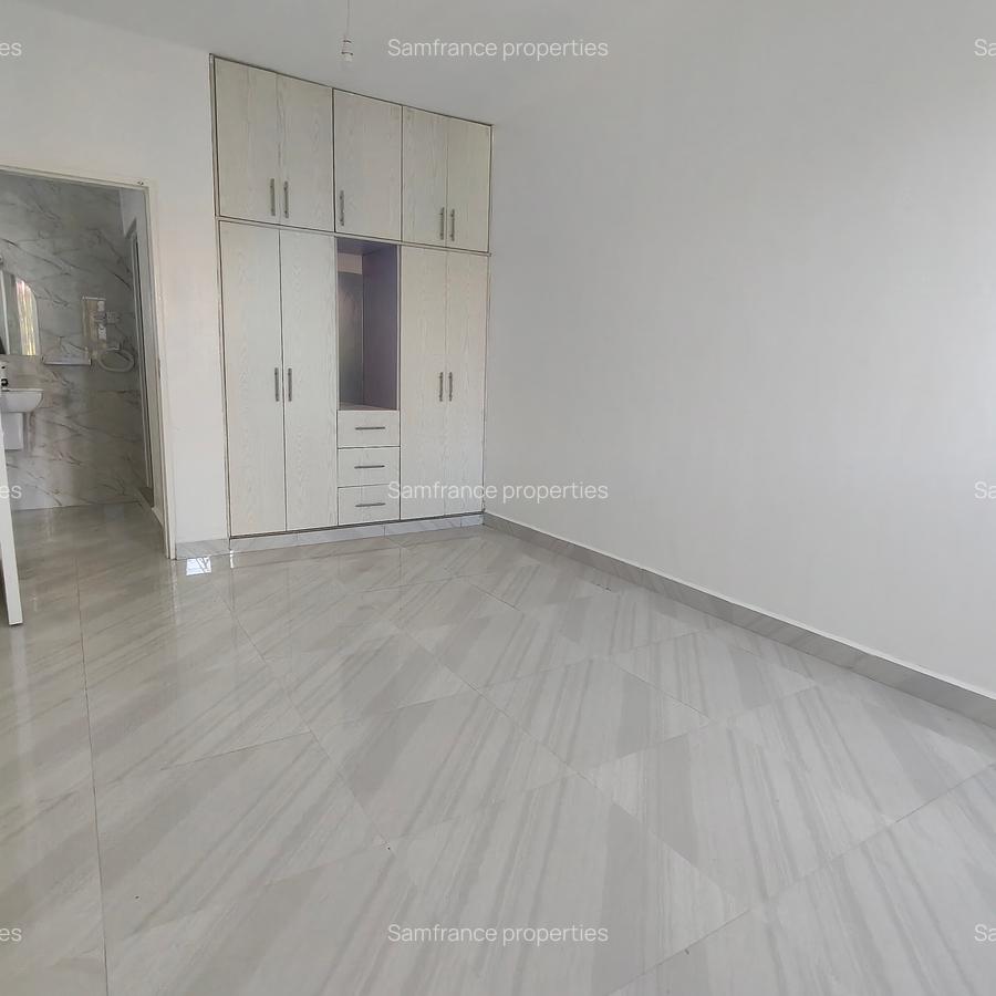 1 Bed Apartment with En Suite at Prideinn Paradise - 3