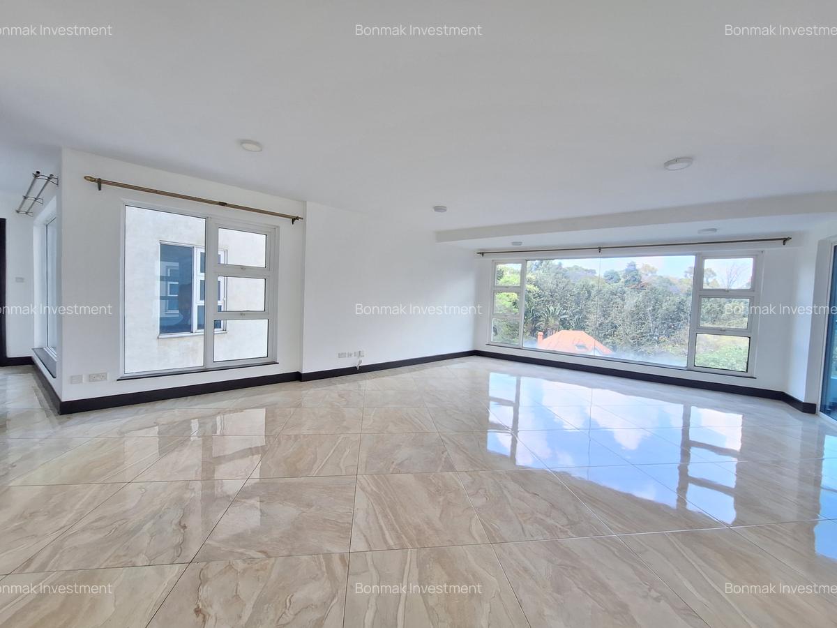 3 Bed Apartment with En Suite at One General Mathenege - 20