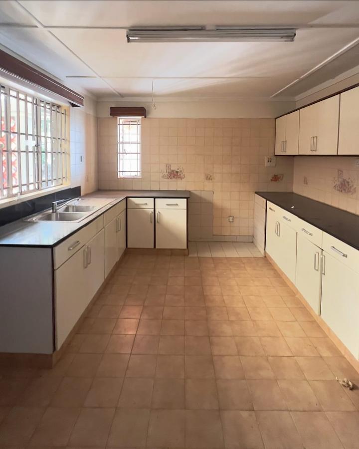 4 Bed House with En Suite at Kileleshwa - 20