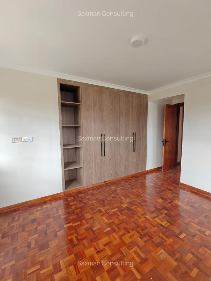 5 Bed House with En Suite in Karen - 8