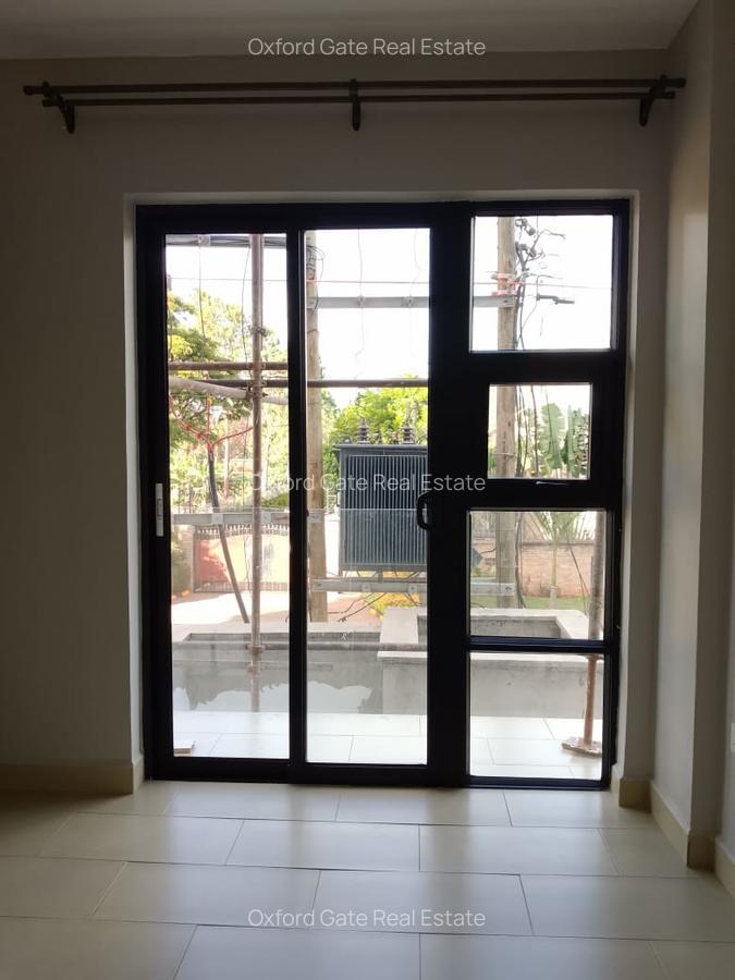 Serviced 2 Bed Apartment with En Suite at Kirawa Road - 6