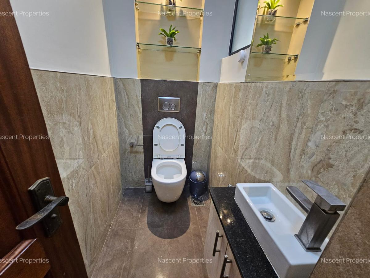 3 Bed Apartment with En Suite in Riverside - 13