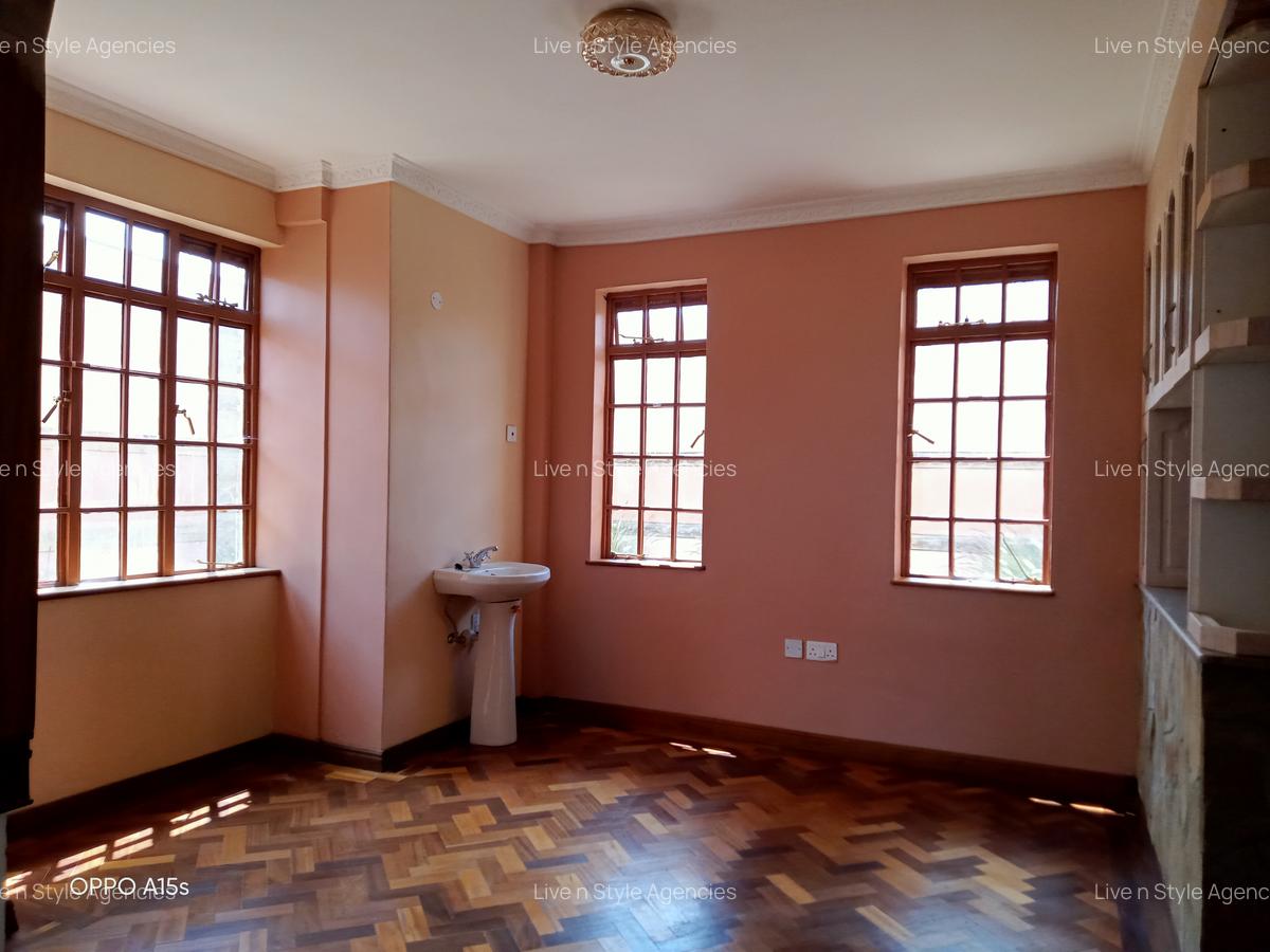 4 Bed House with En Suite in Limuru - 8