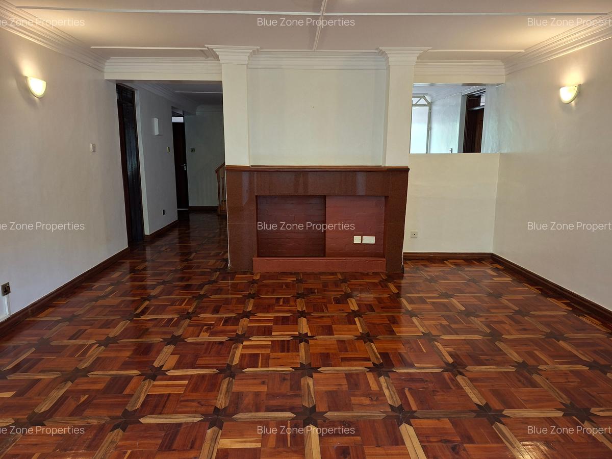 4 Bed House with En Suite at Off Glory Rd - 16