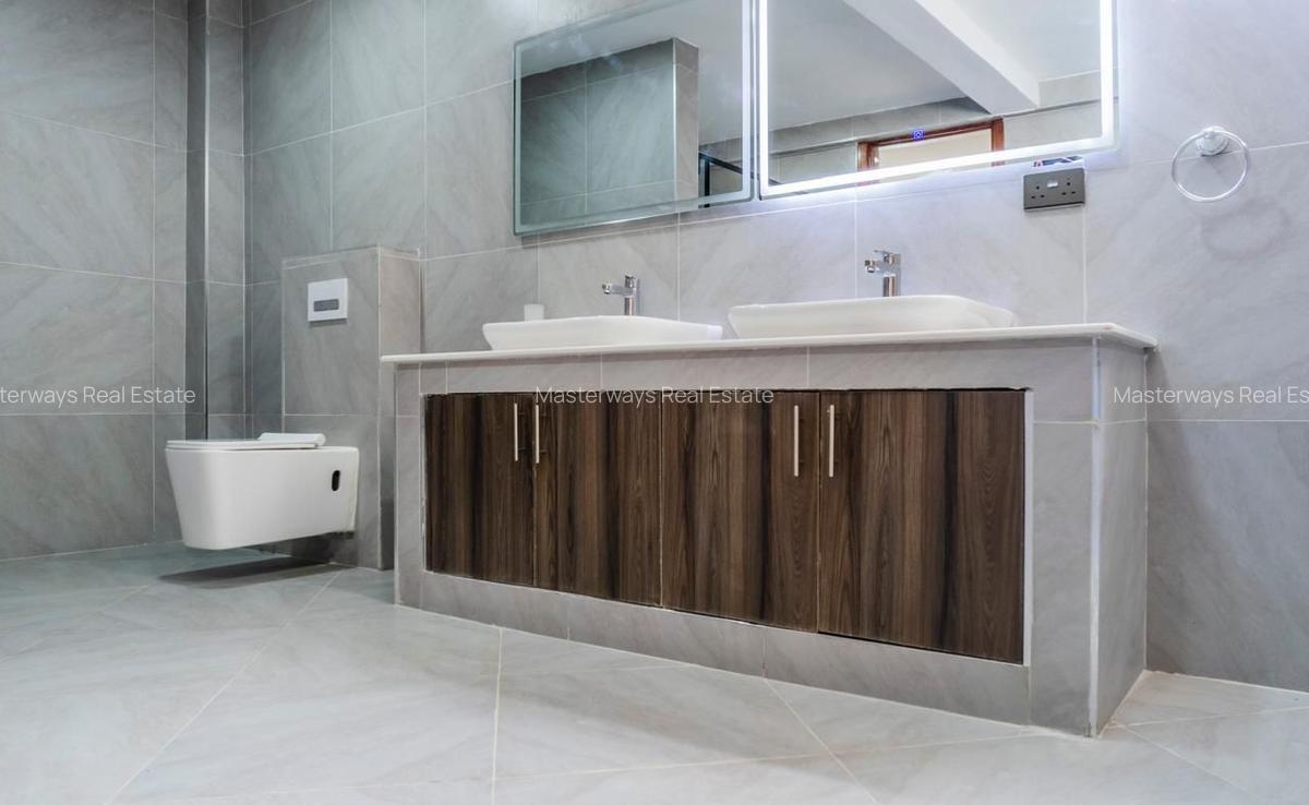 5 Bed Villa with En Suite at Kyuna - 8